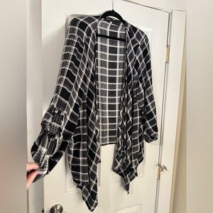 Torrid Flannel drape front kimono/ cardigan